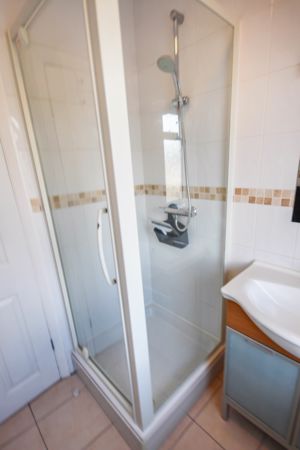 Photo 19- click for photo gallery